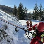 Sicamous Fire Rescue members complete high angle rope rescue operations course